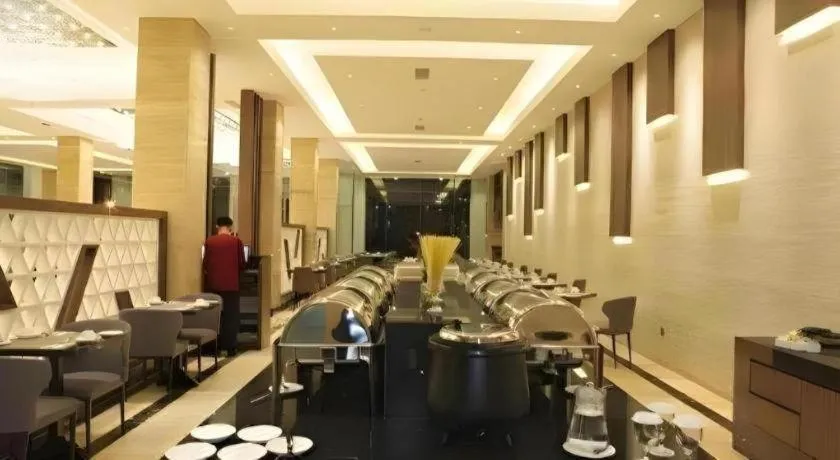 pyramid suites Hotel