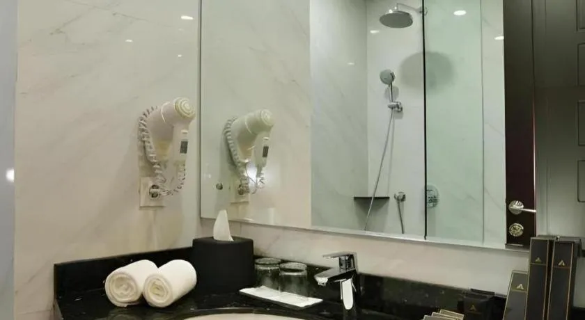 pyramid suites Hotel