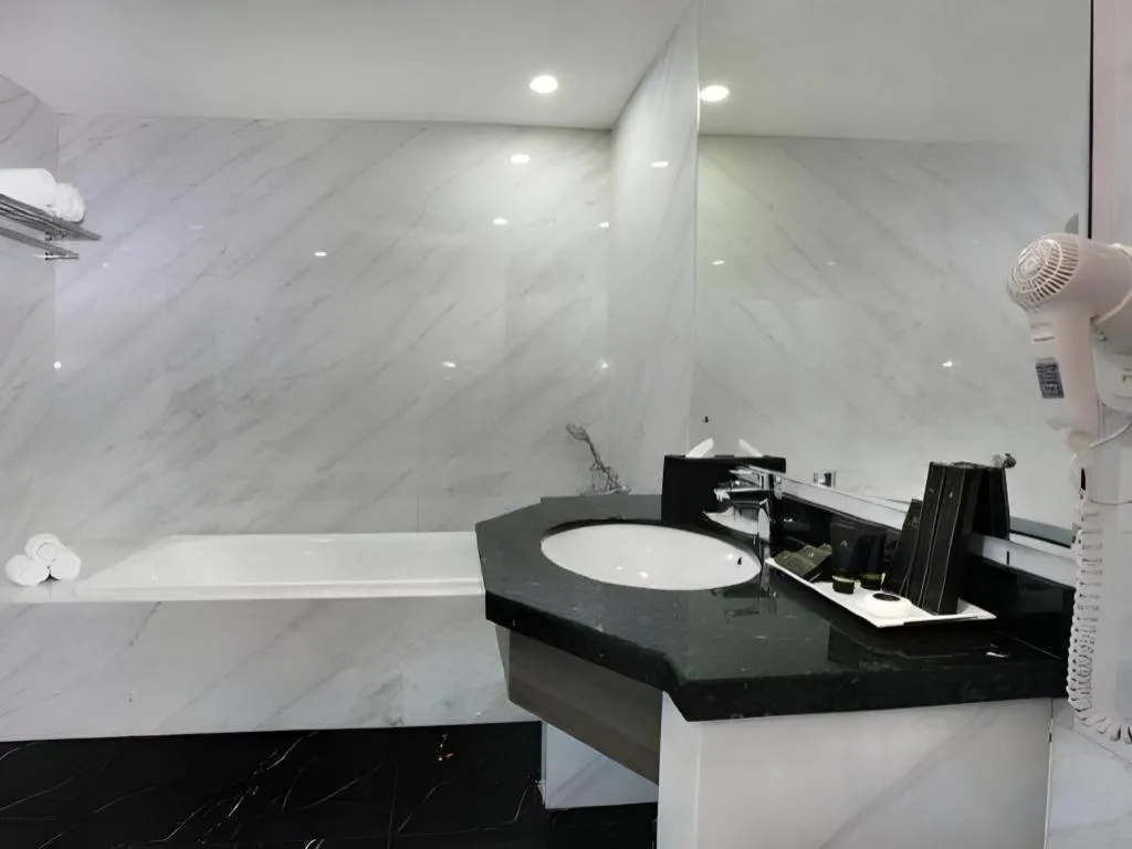 pyramid suites Hotel