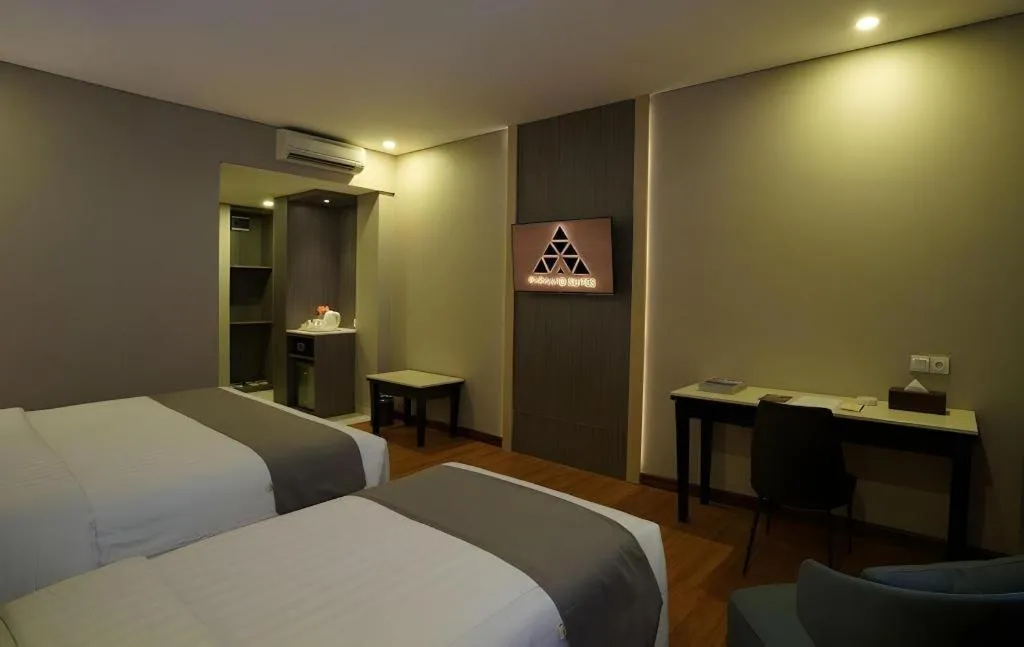 Bed in pyramid suites Hotel