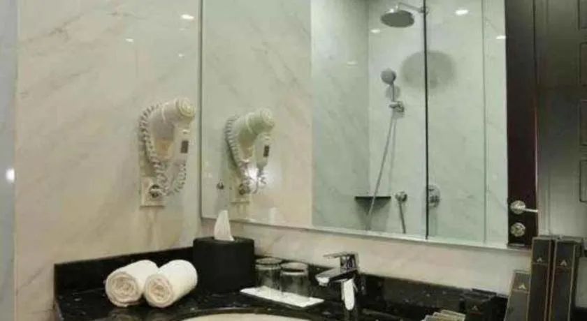 pyramid suites Hotel