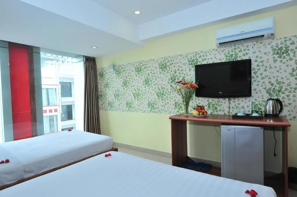 Bed in AMITY HOTEL