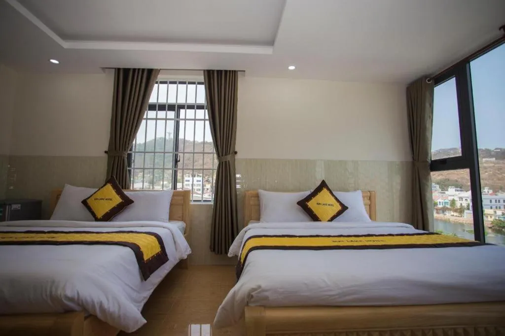 Bed in sun lake hotel