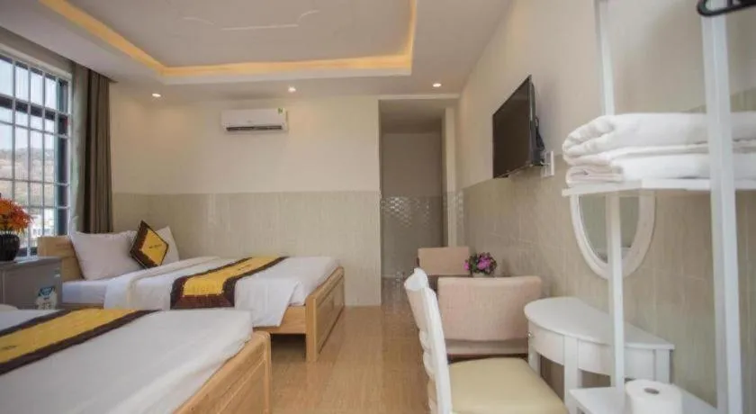 Bed in sun lake hotel