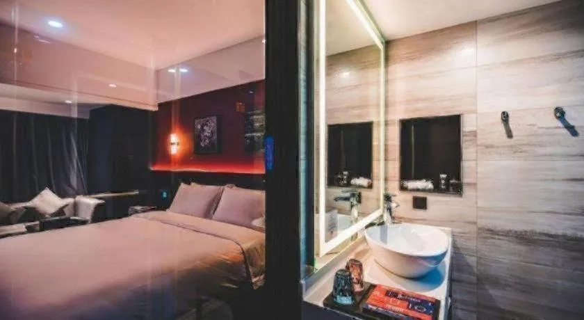 Bed in M Hotel Shenzhen Nanshan