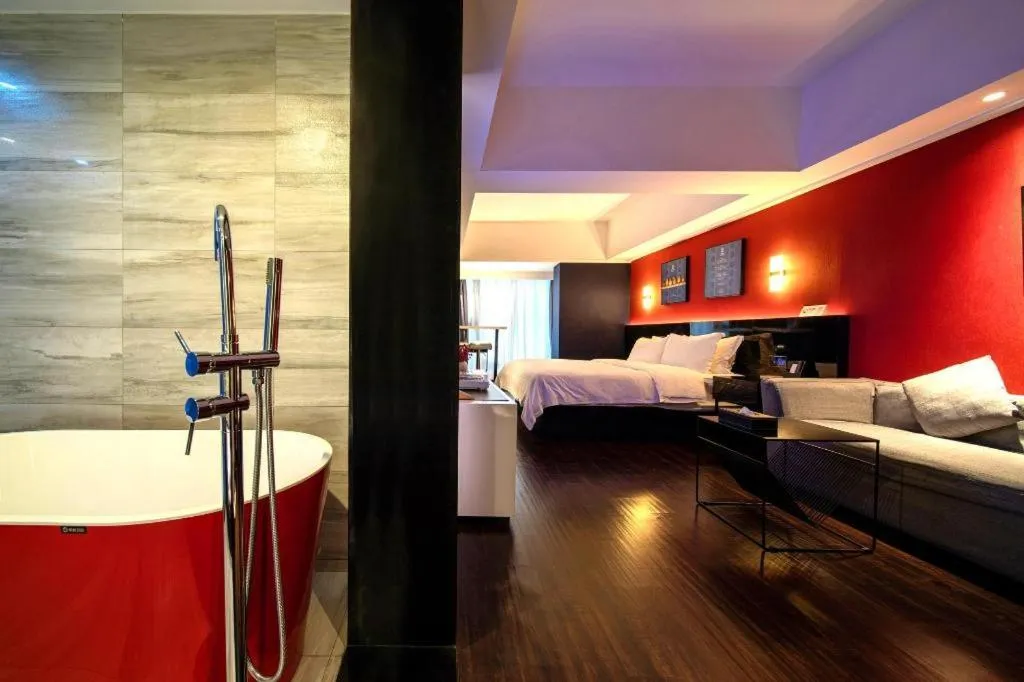 Bed in M Hotel Shenzhen Nanshan