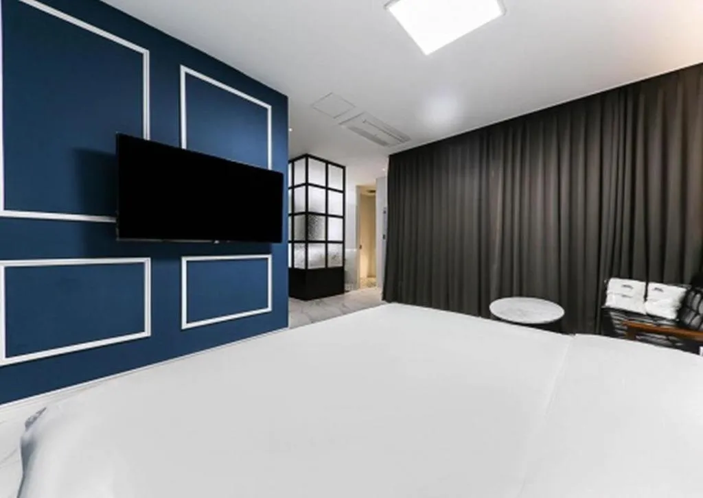 Bed in Hotel Morning Calm