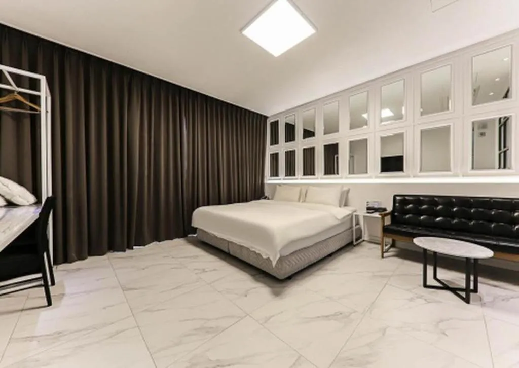 Bed in Hotel Morning Calm