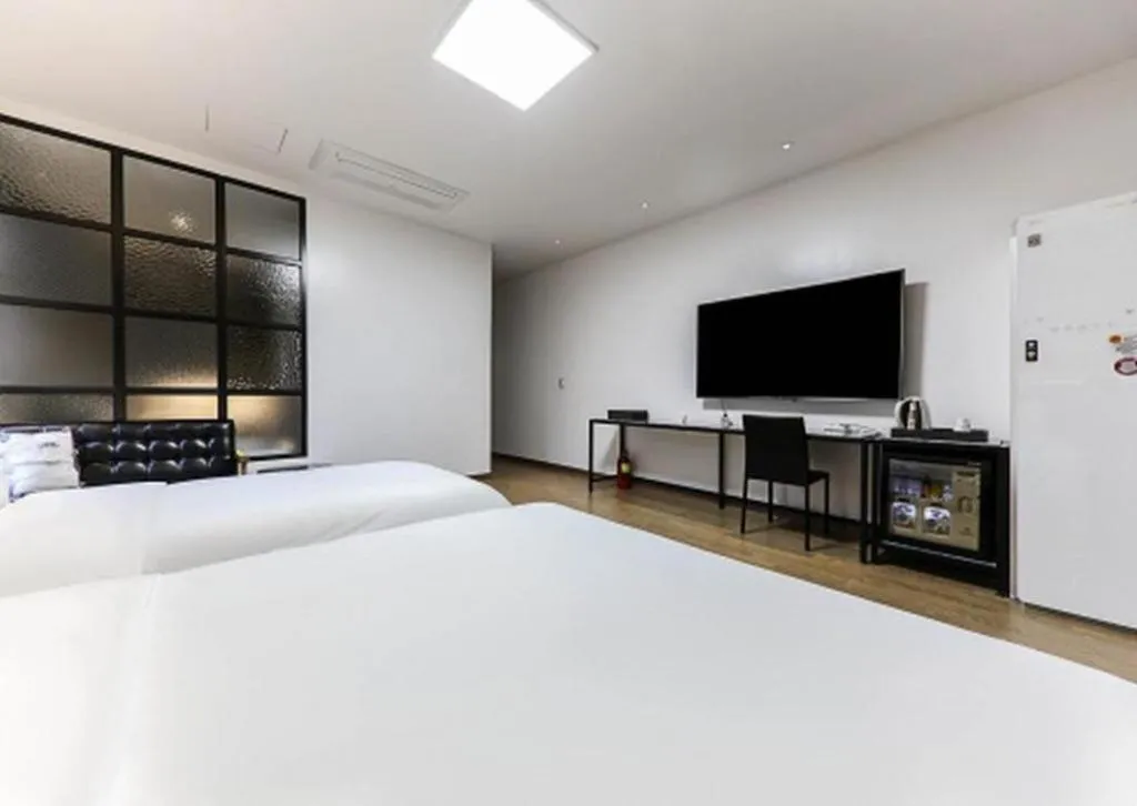 Bed in Hotel Morning Calm