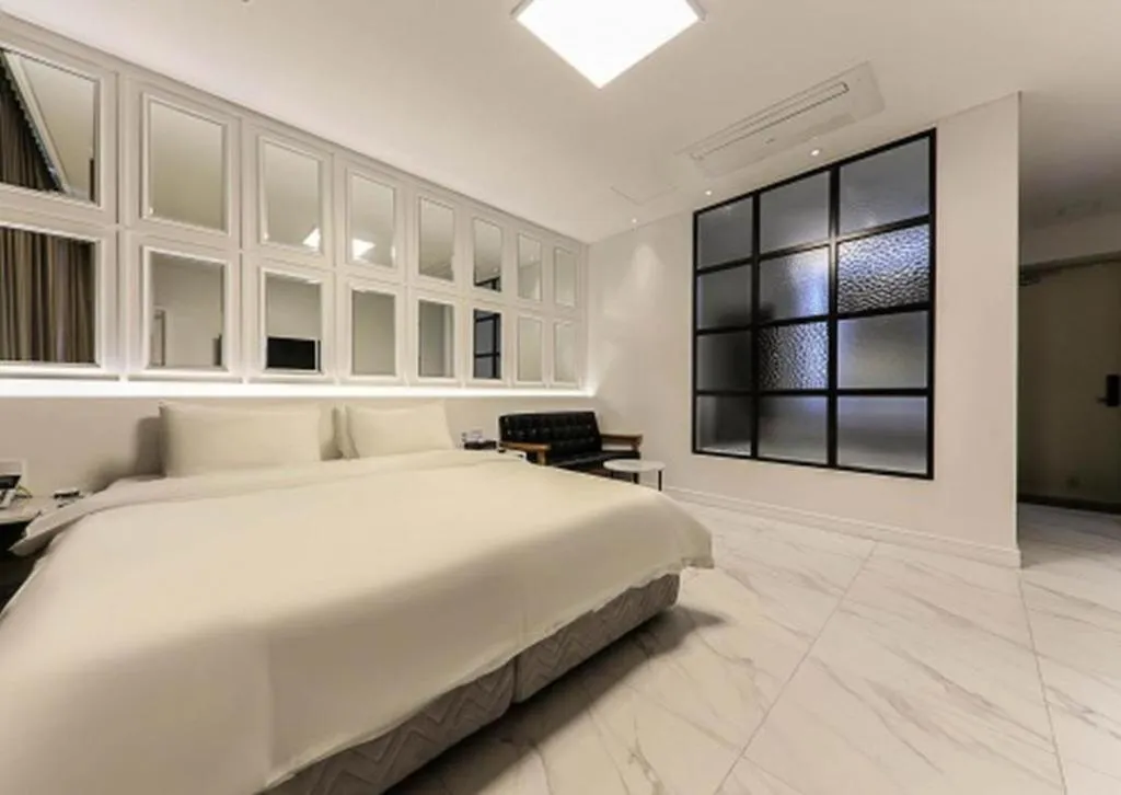 Bed in Hotel Morning Calm