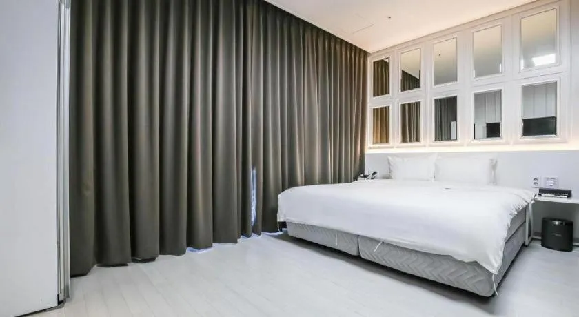 Bed in Hotel Morning Calm