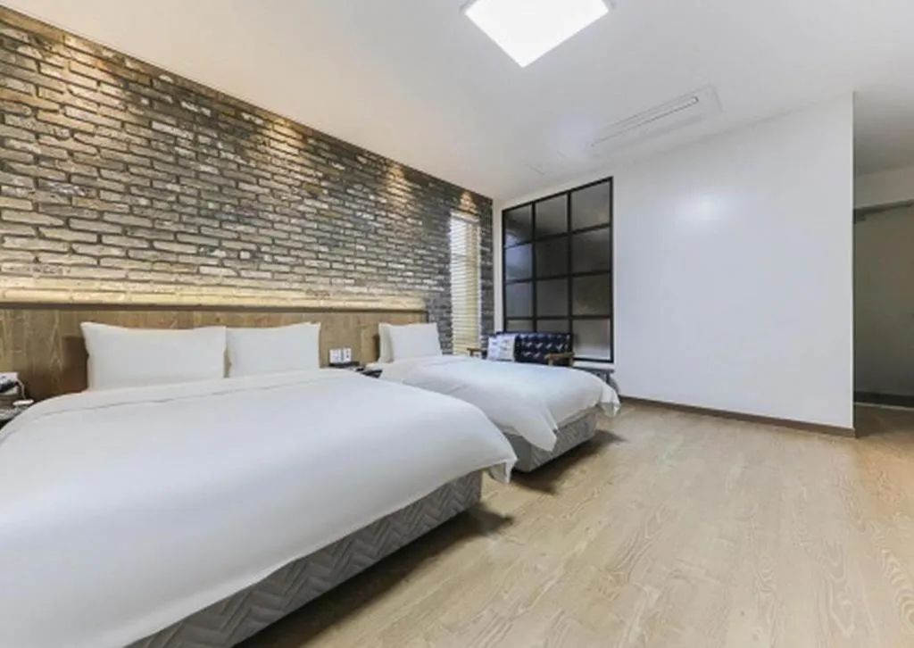 Bed in Hotel Morning Calm