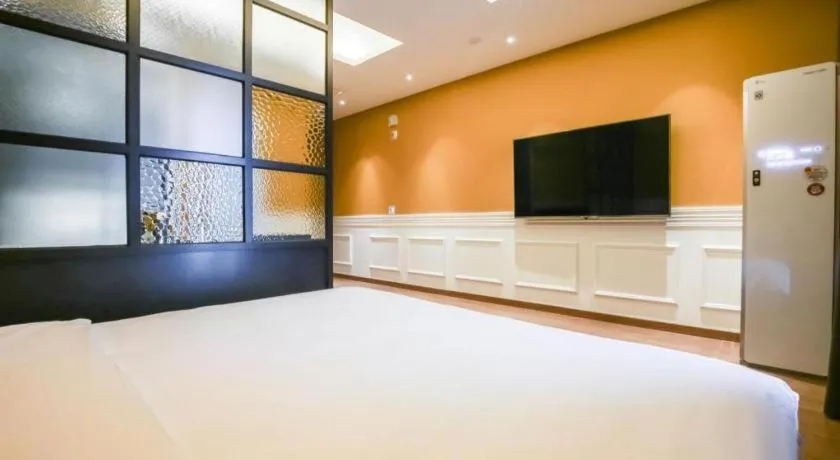 Bed in Hotel Morning Calm