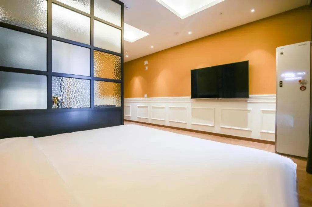 Bed in Hotel Morning Calm