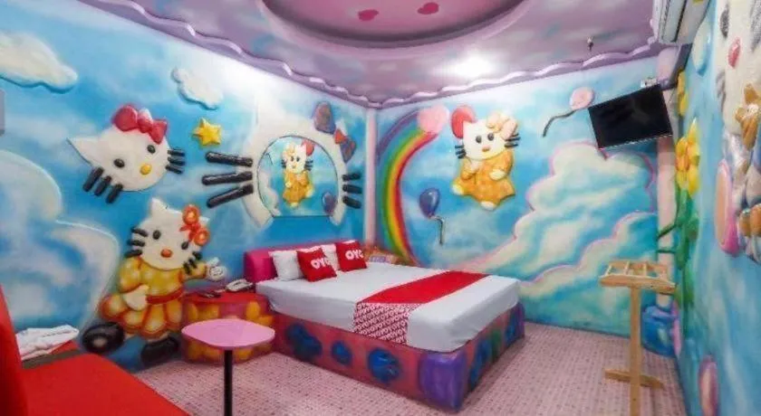 Bed in OYO 577 For Love Hotel