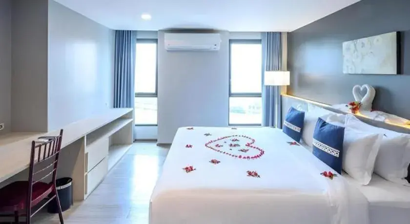 IWISH Hotel Bangkok IWISH Hotel Bangkok