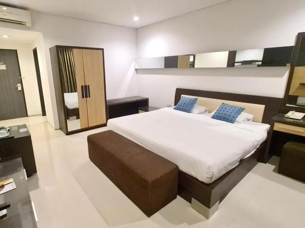 Bed in Hotel Cemerlang