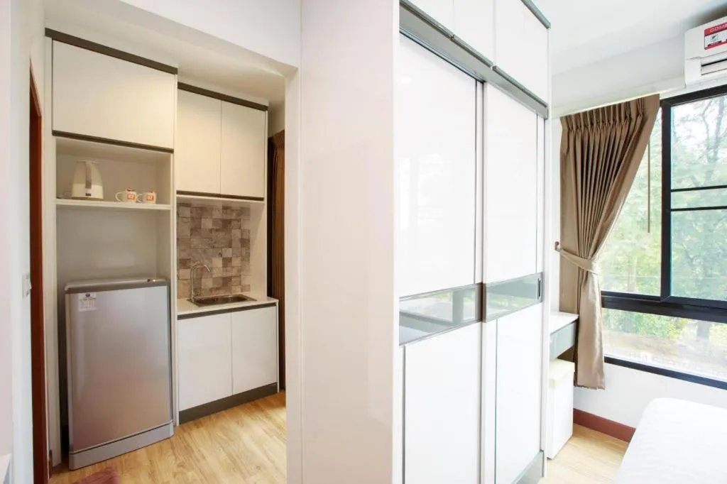 B2 Sriracha Premier Hotel