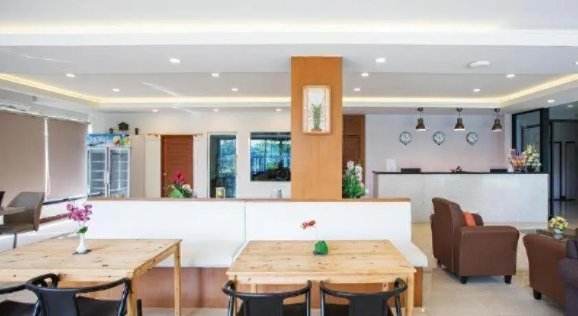 B2 Sriracha Premier Hotel