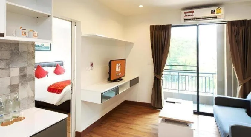 Bed in B2 Sriracha Premier Hotel