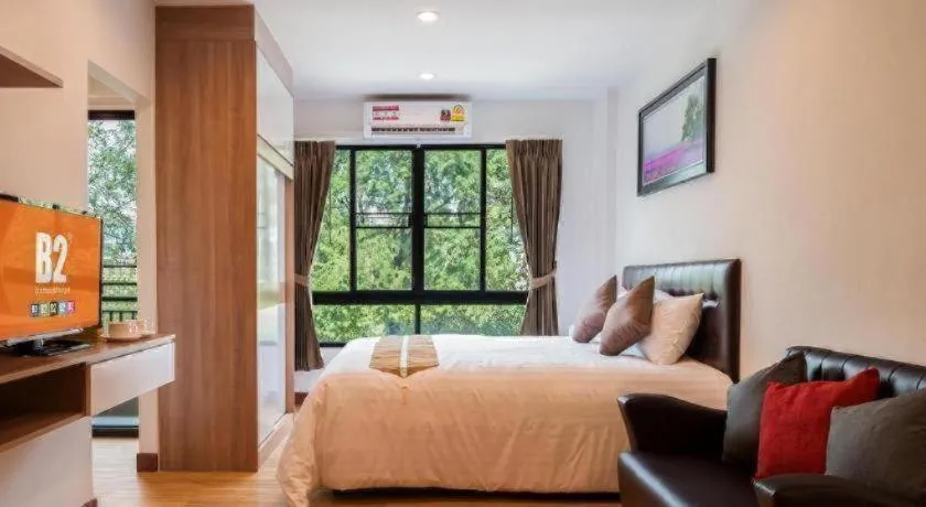 Bed in B2 Sriracha Premier Hotel