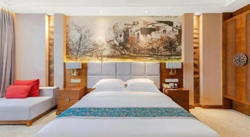 Bed in Wuxi Shanse Hotel