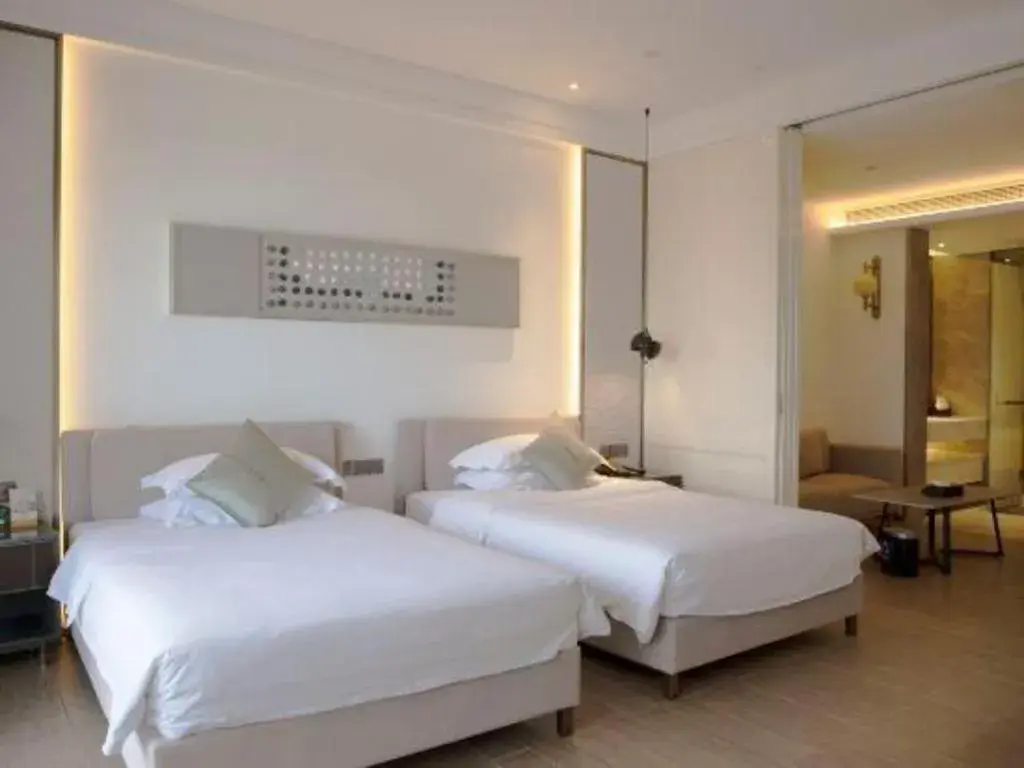 Bed in Rock Platinum Sea View Hotel Bed in Rock Platinum Sea View Hotel