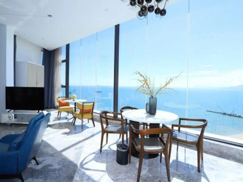 Rock Platinum Sea View Hotel