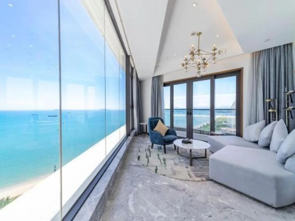 Rock Platinum Sea View Hotel