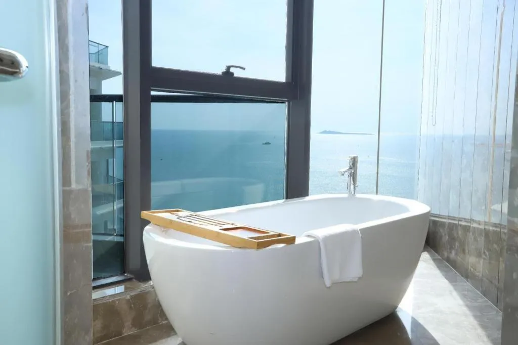 Rock Platinum Sea View Hotel