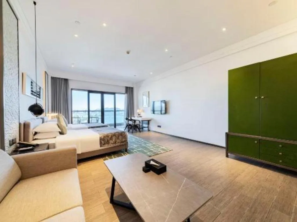 Bed in Rock Platinum Sea View Hotel