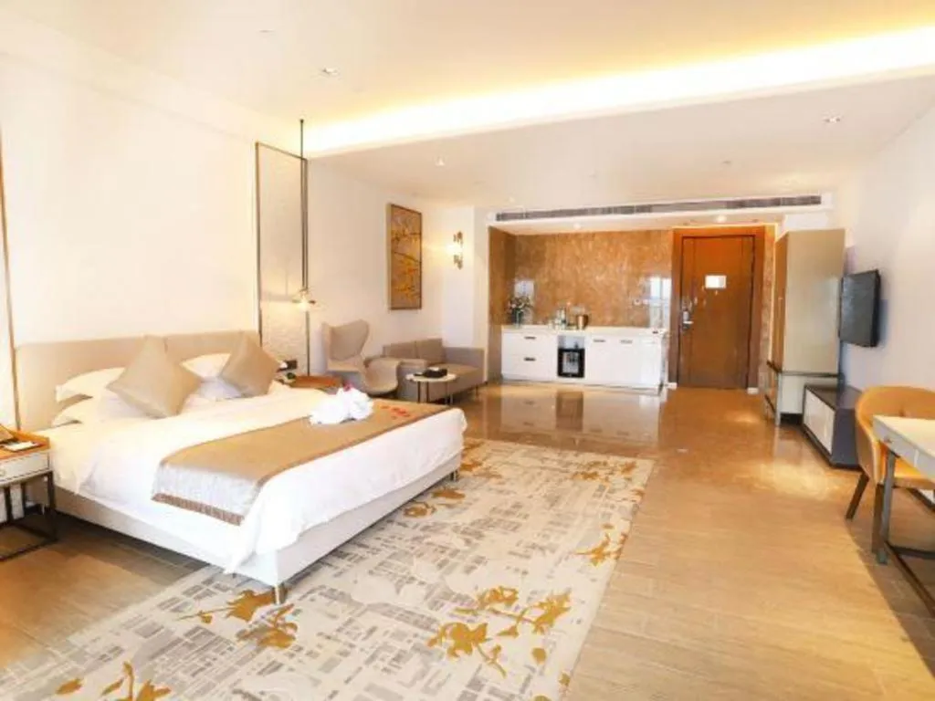 Bed in Rock Platinum Sea View Hotel