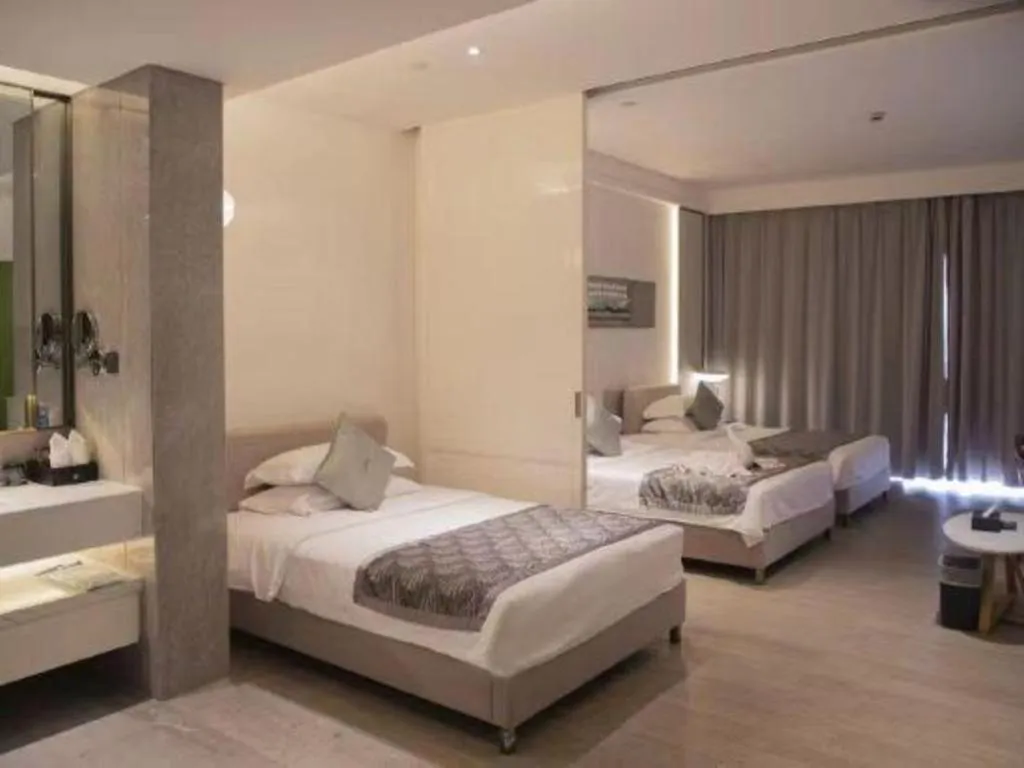 Bed in Rock Platinum Sea View Hotel