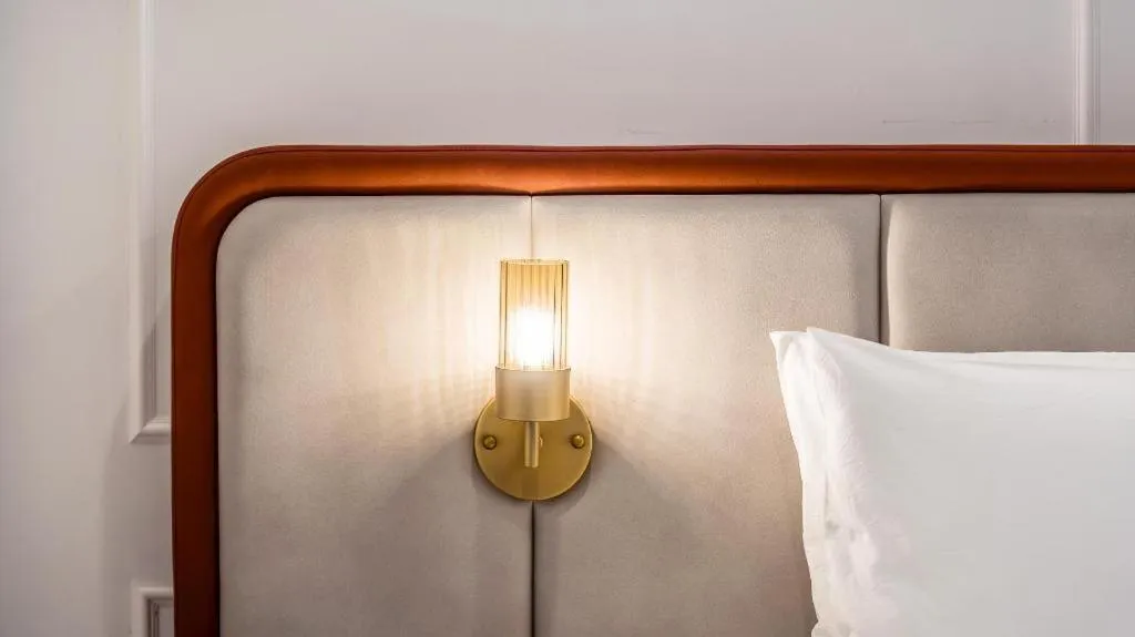 Bed in Dam and Roo Resort