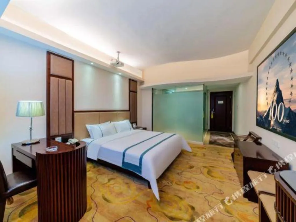 Bed in City Comfort Inn Guangzhou Hanxi Changlong Shiqiao Metro Station