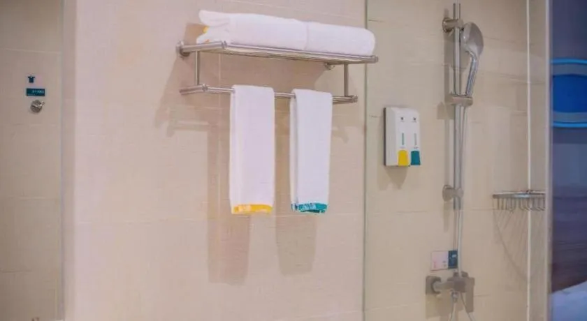 City Comfort Inn Guangzhou Hanxi Changlong Shiqiao Metro Station