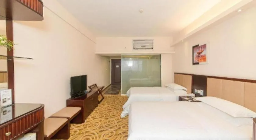 Bed in City Comfort Inn Guangzhou Hanxi Changlong Shiqiao Metro Station