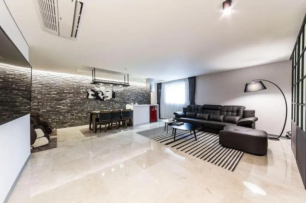 Suwon Saint Hotel Suwon Saint Hotel