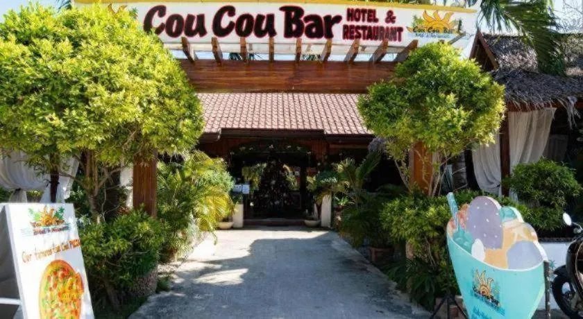 Coucou Bar Hotel and Restaurant