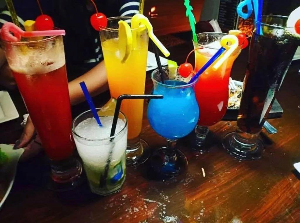 Coucou Bar Hotel and Restaurant