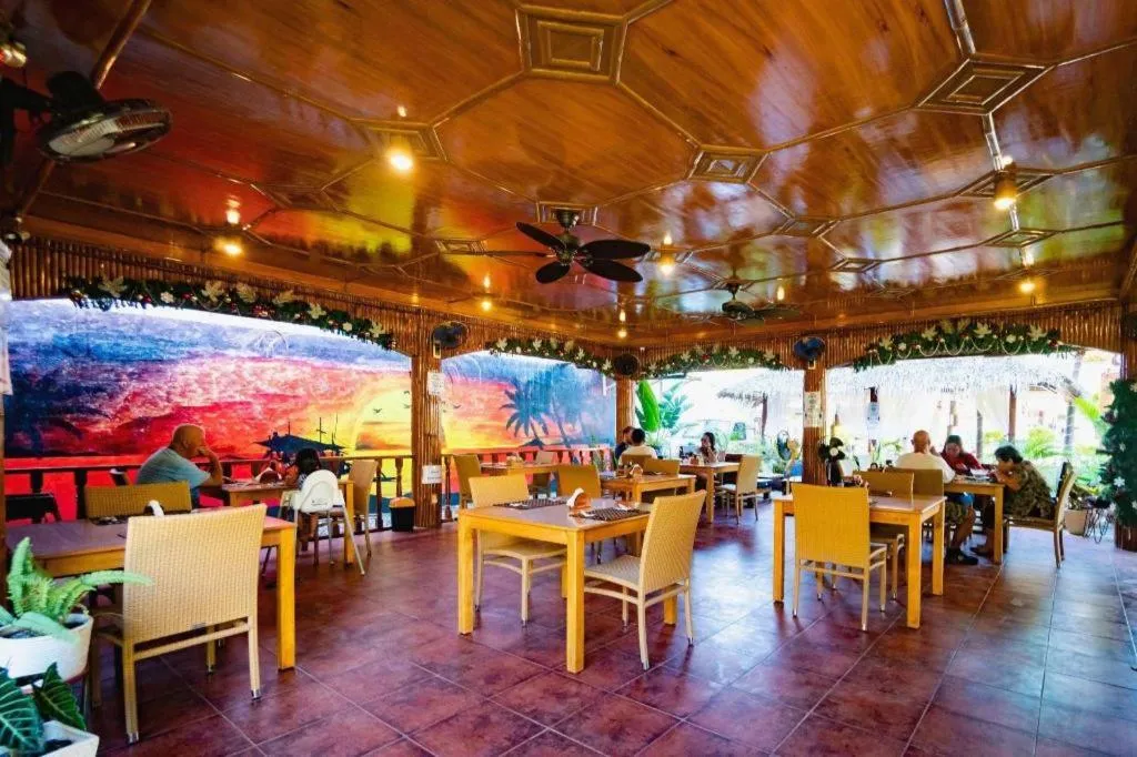 Coucou Bar Hotel and Restaurant