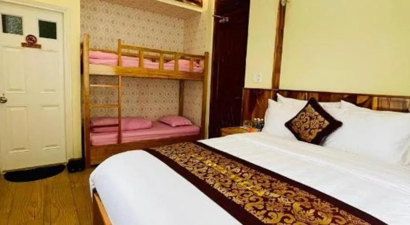 Bed in La Roza Dalat Boutique Hotel