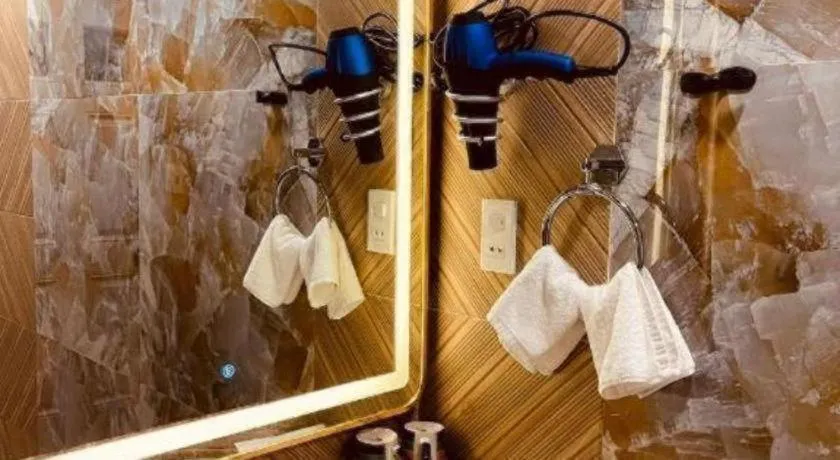 La Roza Dalat Boutique Hotel