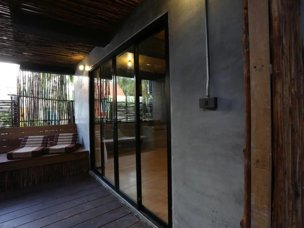 Koh Mook De Tara Beach Resort