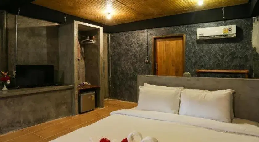 Bed in Koh Mook De Tara Beach Resort Bed in Koh Mook De Tara Beach Resort