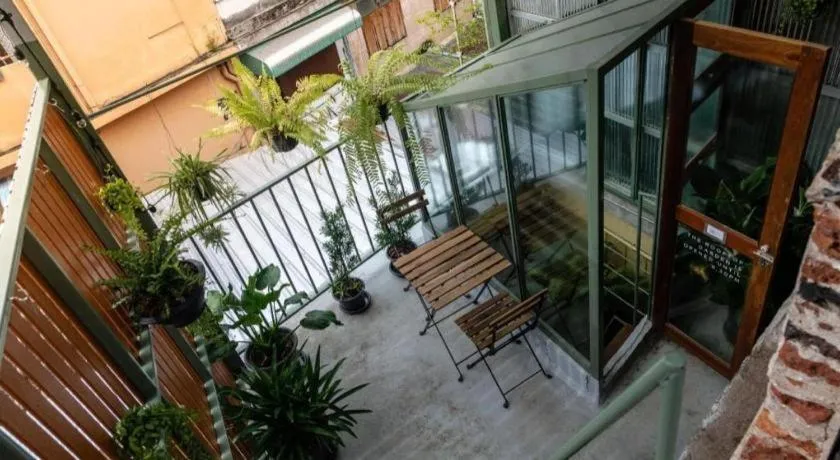 Live Local Cafe & Hotel