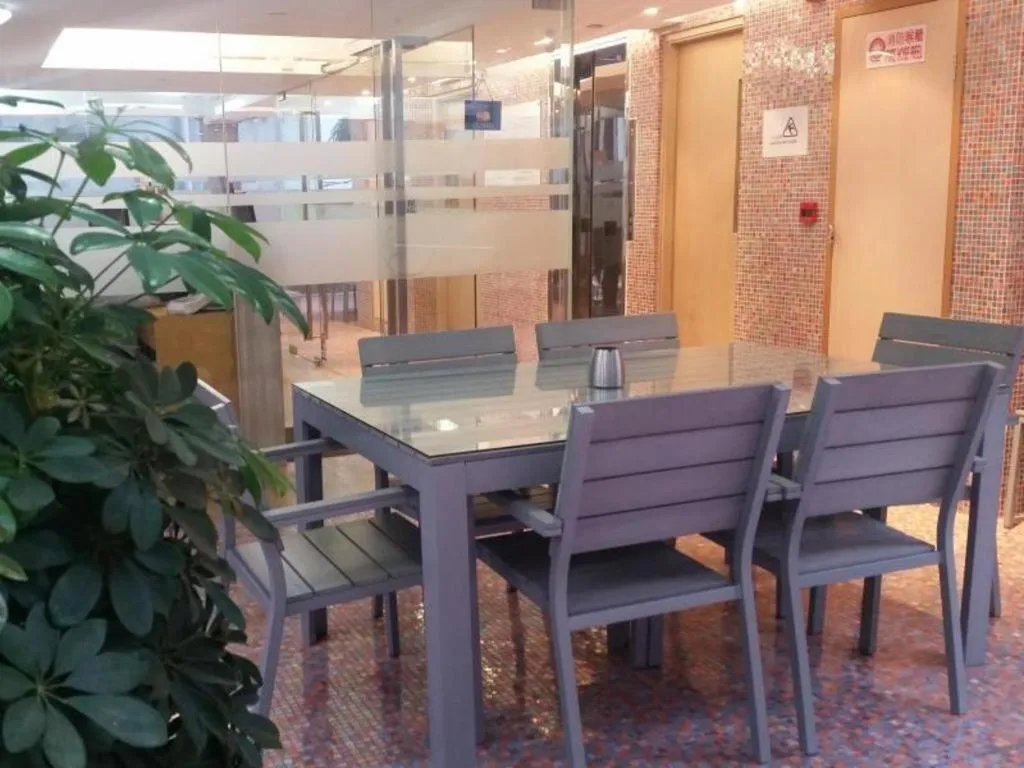 Acesite Knutsford Hotel