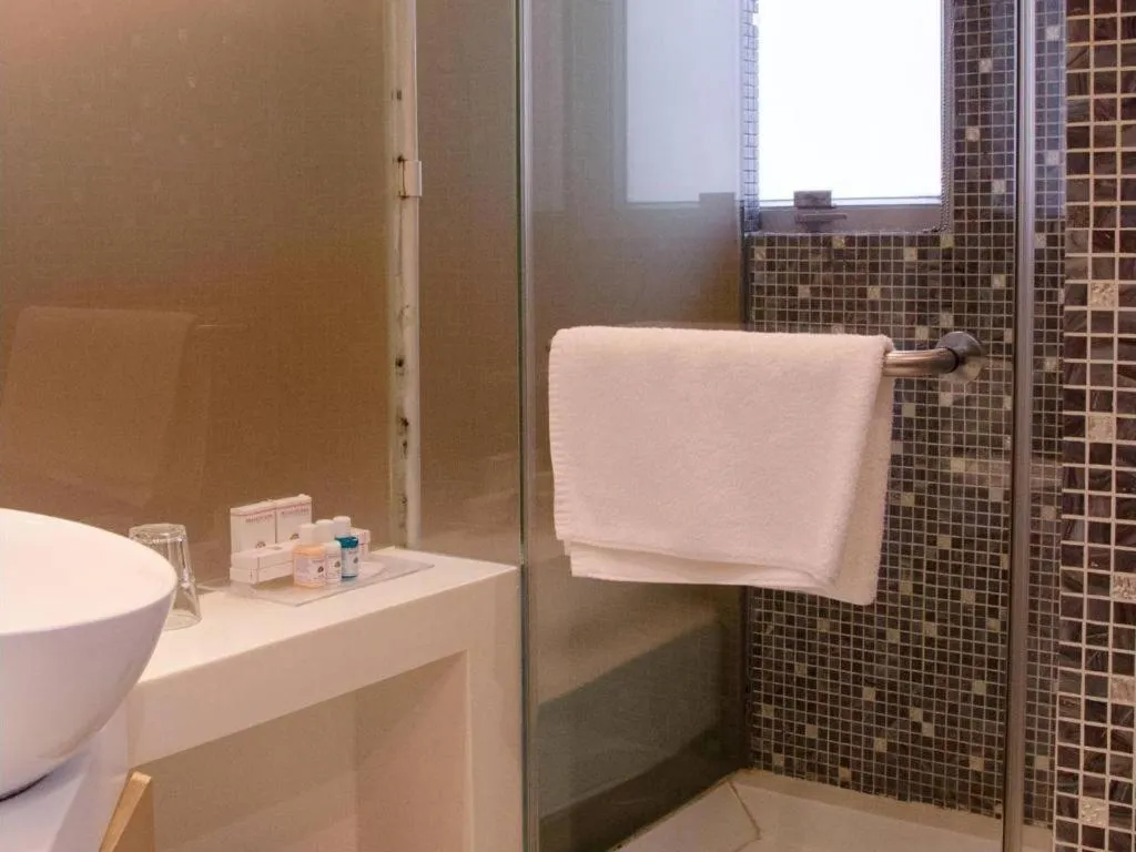 Acesite Knutsford Hotel