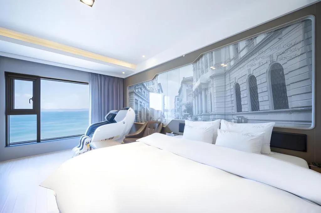 Bed in Pohang Hotel View