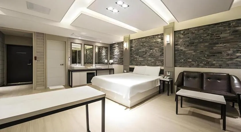 Bed in Pohang Hotel View